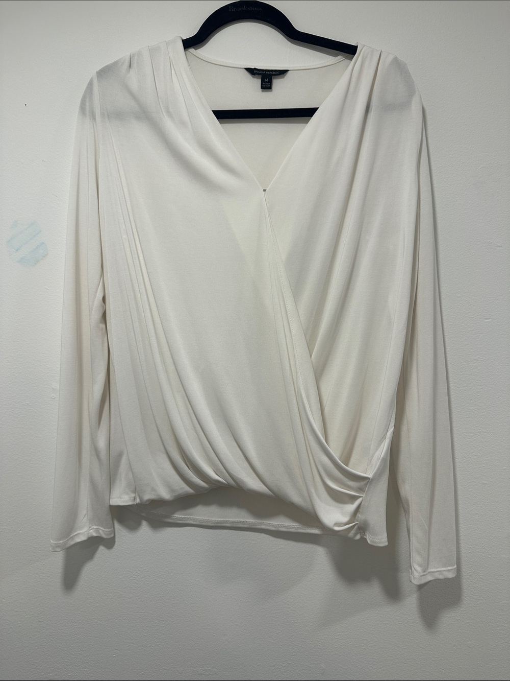 Banana Republic Cream Wrap-Style Long Sleeve Blouse 053